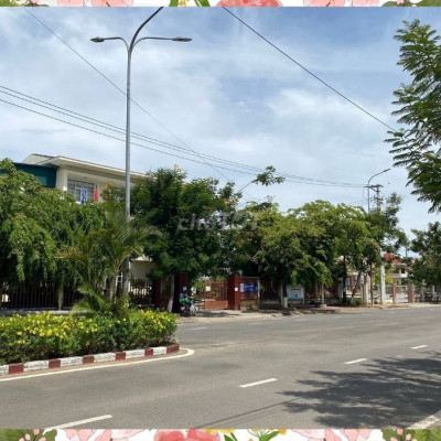 Quang NgaiMặt tiền đường 21m,ngay quốc lộ An Phú