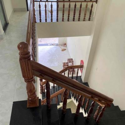 Bán nhà 2 tầng 2 mặt tiền chợ đầu mối Huyện