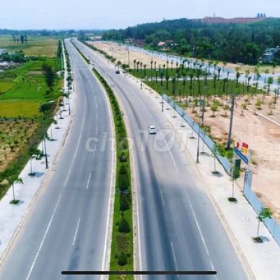 Bán 140m2 MT Mỹ Khê đô thị biển đẹp ở Q.Ngãi