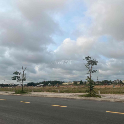 2 lô LK hướng Đông MT Quảng Trường, Quảng Ngãi