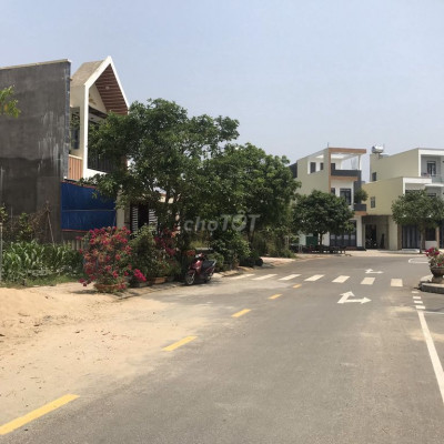 Chỉ với 6xxtr (50%) sở hữu ngay lô đất ngay quảng trường Tư Nghĩa