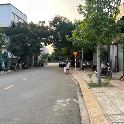 CHÍNH CHỦ BÁN ĐẤT NGAY CỔNG TÀI CHỊH KẾ TOÁN LA HÀ CÁCH TP 2KM