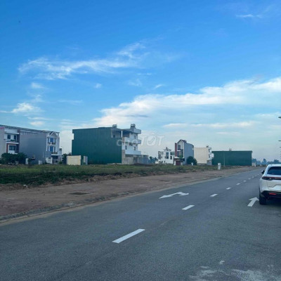 Chính chủ cần bán lô đất 6x25 5x25 mặt tiền 8m khu đô thị Phú Mỹ