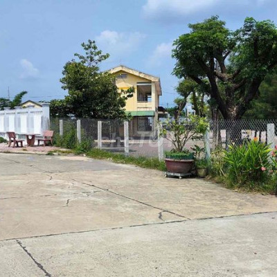 Chủ ở xa cần bán gấp lô đất đường Võ Tùng, TT Sông Vệ, gần trường
