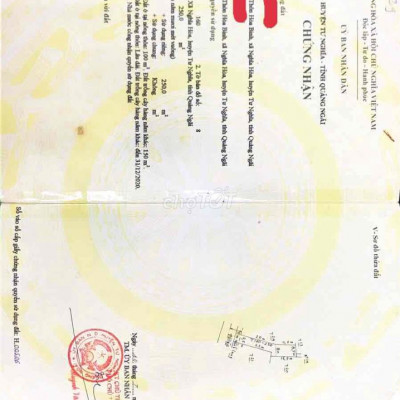 nhà mặt tiền 250m2 nở hậu