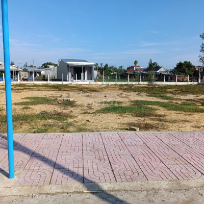 Đất Vườn Bình Thạnh - DT 1150m2 Giá Chỉ 1,6 triệu/m2