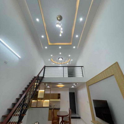 Cần bán nhà mặt tiền Nguyễn Huệ - TT La Hà