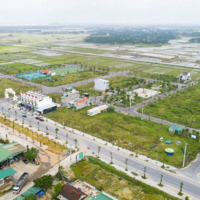 Chính chủ bán lô đất view công viên TT Chợ Chùa Khu Nghĩa Hành Centra