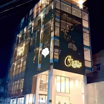 Bán căn hộ 7 tầng kinh doanh mặt tiền Phạm Văn Đồng