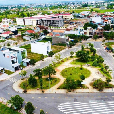 Đất Mặt tiền Quảng Trường Tư Nghĩa trung tâm thị trân La Hà