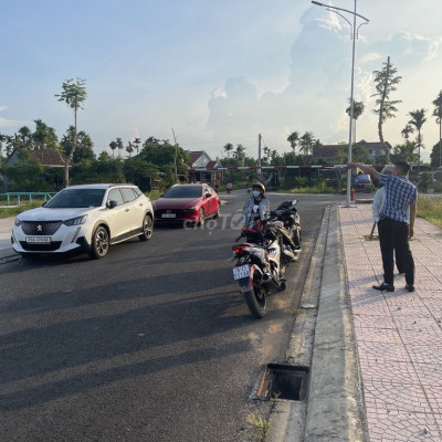 Mặt Tiền Dự Án Tây Bàu Giang -  Cần Bán