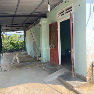 Nhà vườn giá rẻ ,gần chợ hàng Rượu