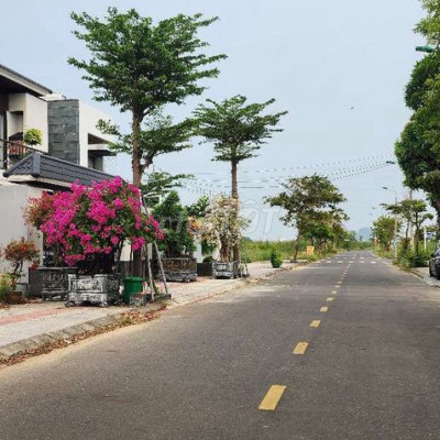 Đất Đường Trương Quang Cận 2 Khu Ngọc Bảo Viên Dt 312m View côngviên