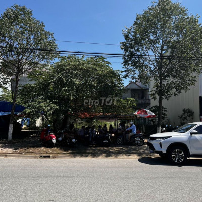 CHÍNH CHỦ CẦN TIỀN BÁN GẤP LÔ ĐẤT MẶT TIỀN 5x20