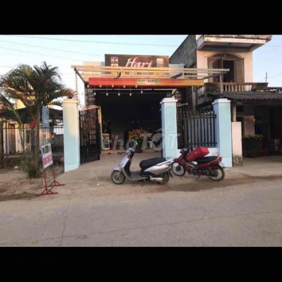 Ban nhà mặt tiền kinh doanh