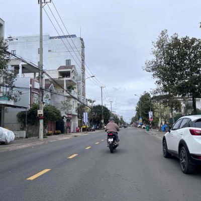 Mặt tiền Phan Đình Phùng giá rẻ