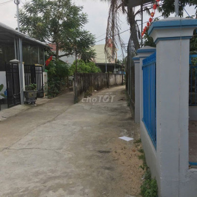 Cho thuê nhà 100 m2 tại Phường Quảng Phú - Tp. Quảng Ngãi