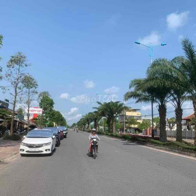 Cho thuê kho mặt tiền đường lớn Trường Chinh