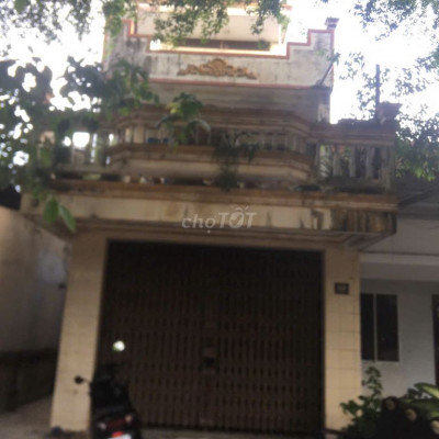 Nhà 3 Tầng Mặt Tiền 68 Nguyễn Chánh Cần Bán