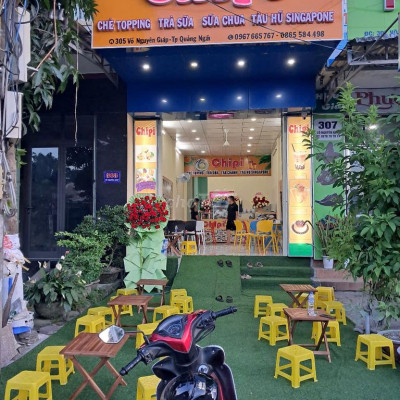 Nhà mặt tiền, ngay vòng xoay ( ngã 4)