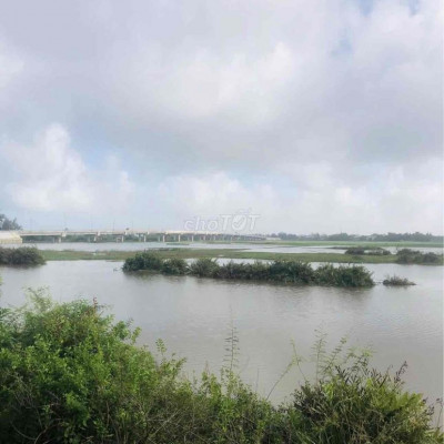 bán đất mặt tiền view sát quán nhậu sông xưa