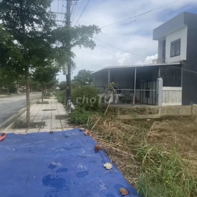 CHÍNH CHỦ cần bán lô đất thi trấn châu ổ mặt tiền đường 10m, 5*20m